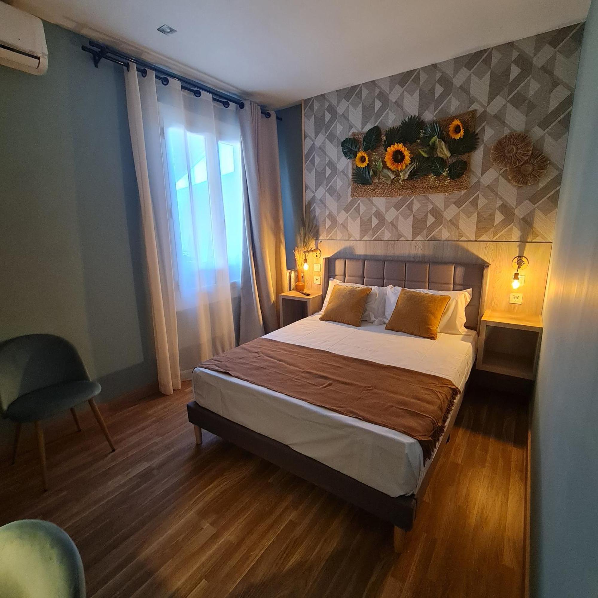 Luxury Green Hostal Madrid Gran Via Exterior foto