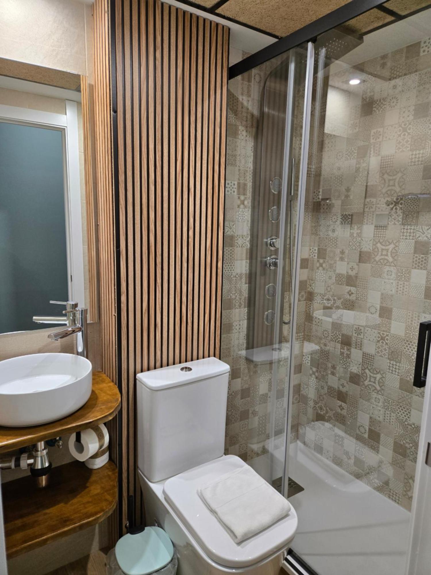 Luxury Green Hostal Madrid Gran Via Exterior foto